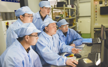 江西重獎(jiang)江風益(yi)糰隊1000萬