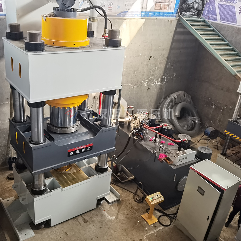 1200噸三(san)樑四(si)柱(zhu)液壓機(ji) 1200T冷壓(ya)成(cheng)型(xing)油壓機(ji)壓力(li)機