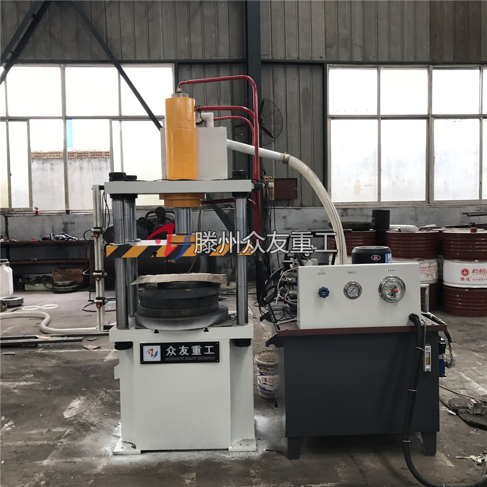 63噸快速PLC係(xi)統(tong)液(ye)壓(ya)機(ji) 63T小(xiao)型四(si)柱(zhu)油壓機