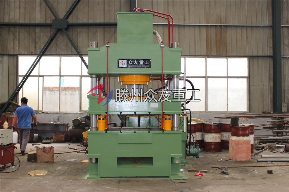 400噸(dun)三(san)樑(liang)四柱(zhu)液壓機(ji) 400T拉(la)伸(shen)成型油壓機(ji)