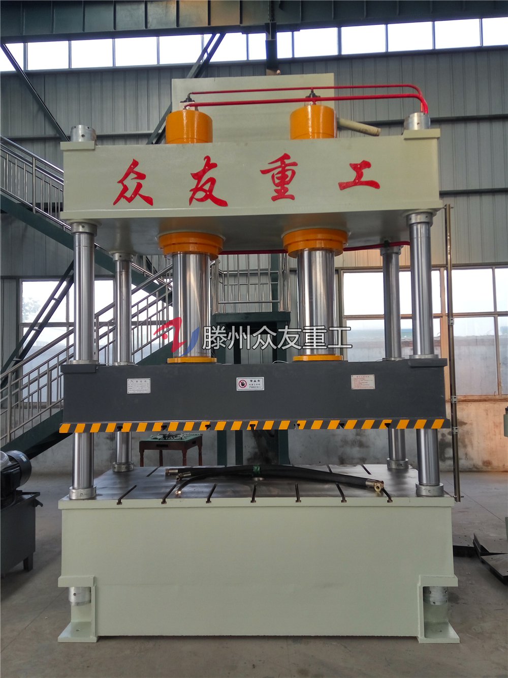 400噸(dun)雙缸(gang)液(ye)壓(ya)機 400T拉(la)伸油(you)壓(ya)機(ji)