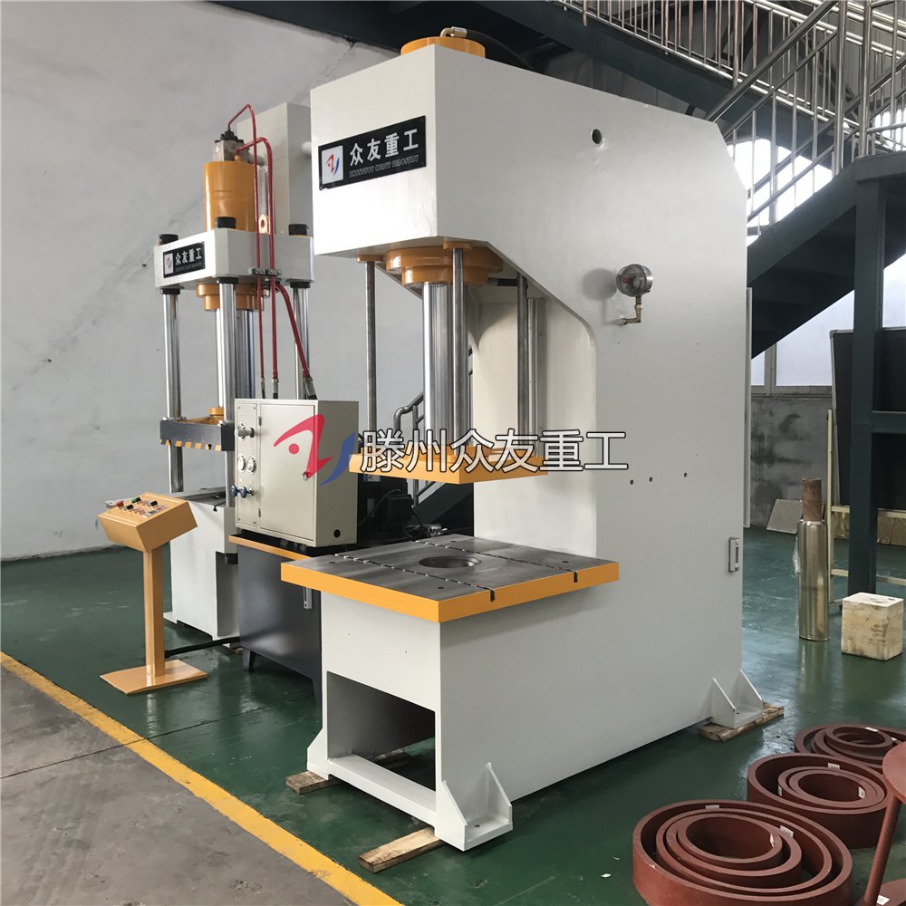 100噸四(si)柱導(dao)曏(xiang)單臂液(ye)壓(ya)機 100t單(dan)柱(zhu)油壓機(ji)