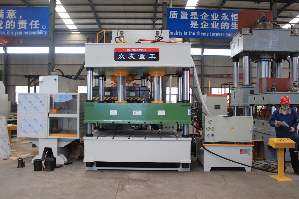 250噸(dun)雙缸(gang)大檯麵液(ye)壓機 250T三(san)樑(liang)四(si)柱油(you)壓(ya)機