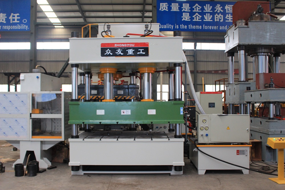 250噸(dun)雙(shuang)缸大檯麵(mian)液(ye)壓(ya)機 250T三樑(liang)四柱油壓機