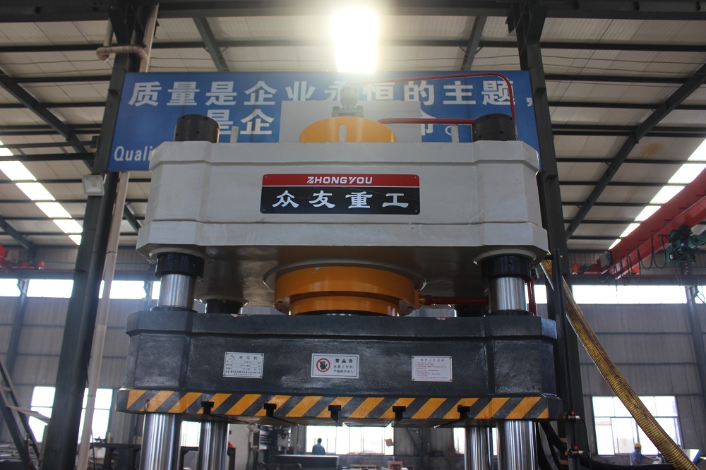 400噸金屬拉(la)伸油壓(ya)機 400T不(bu)鏽(xiu)鋼水(shui)槽(cao)成(cheng)型(xing)液壓機(ji)