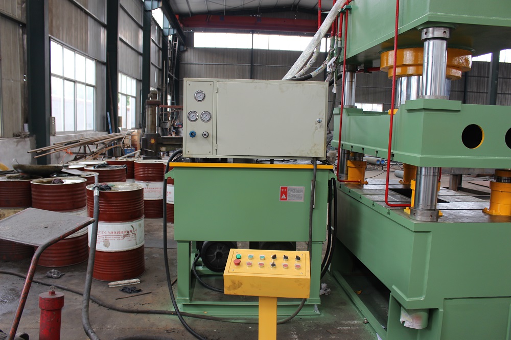 400噸(dun)三(san)樑(liang)四柱液壓機(ji) 400t快速落(luo)料(liao)油(you)壓機(ji)