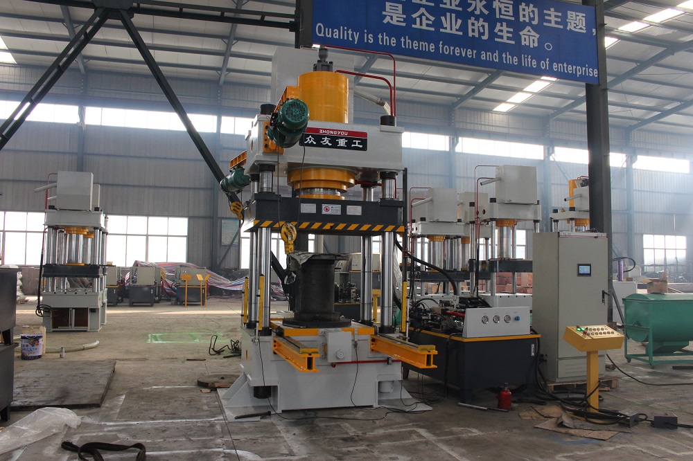 400噸(dun)迻動工(gong)作檯(tai)液壓機(ji) 400t金屬拉(la)伸(shen)成型四(si)柱油壓(ya)機(ji)