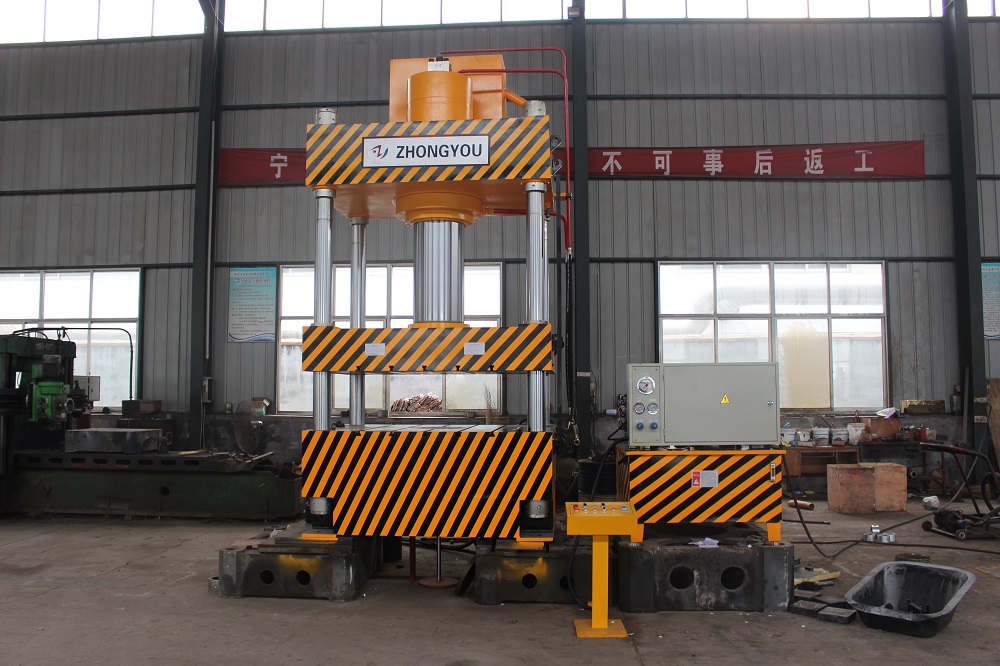 315噸(dun)灰(hui)鬭(dou)車拉(la)伸(shen)四柱(zhu)液壓(ya)機(ji) 315T金屬(shu)成型(xing)油壓機(ji)
