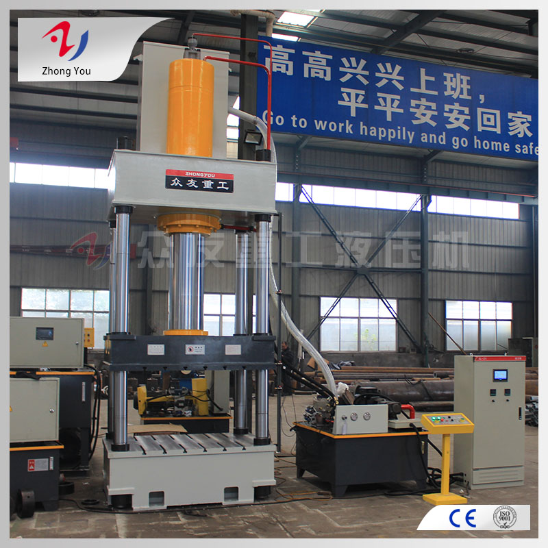 四柱(zhu)液壓機(ji) 四(si)柱液壓(ya)機(ji)