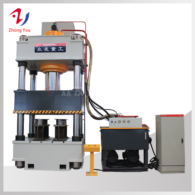 四(si)柱(zhu)液壓機(ji) 四柱液(ye)壓(ya)機(ji)