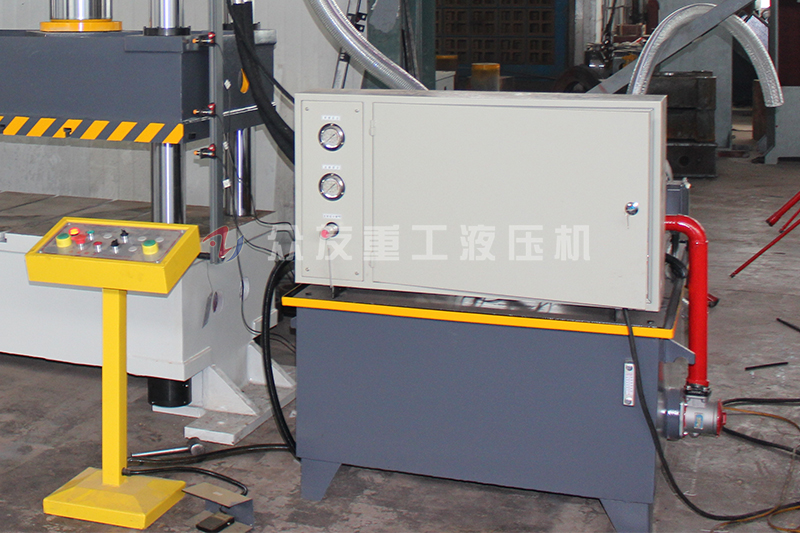 315噸雙(shuang)缸(gang)液(ye)壓(ya)機(ji) 315t金屬拉伸成型油(you)壓(ya)機
