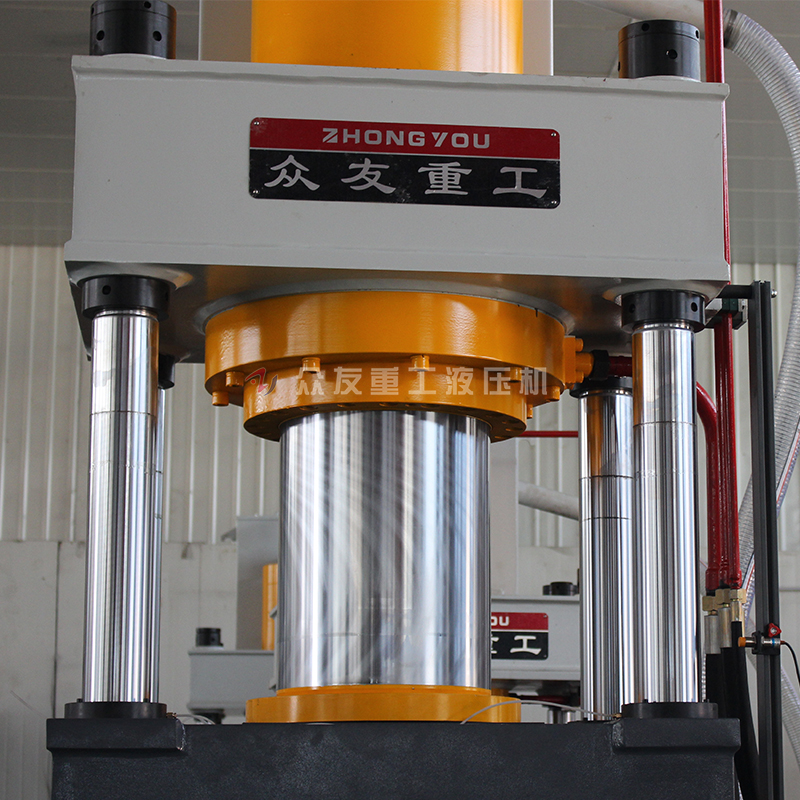 315噸(dun)四(si)柱(zhu)液(ye)壓(ya)機 315噸拉伸(shen)成型油壓(ya)機