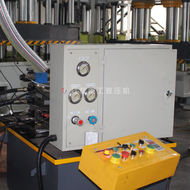 100噸(dun)四柱(zhu)液壓機(ji) 100噸金(jin)屬拉伸(shen)成(cheng)型油壓(ya)機
