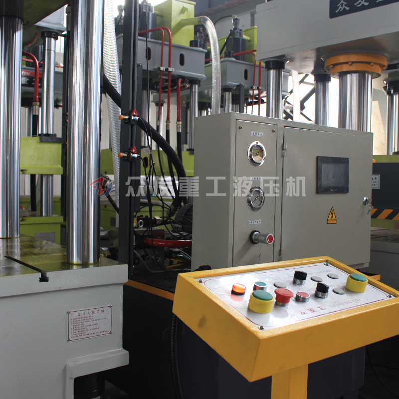 200噸四(si)柱液壓機(ji) 200噸(dun)拉伸(shen)成(cheng)型(xing)油壓(ya)機(ji)