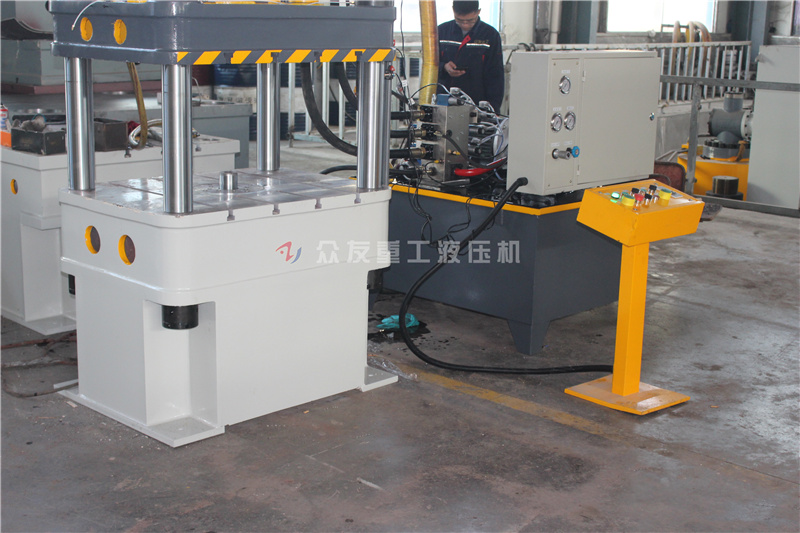 200噸四(si)柱(zhu)液(ye)壓機 200T帶(dai)增速缸拉伸成(cheng)型油壓(ya)機(ji)