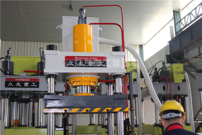 100噸(dun)四柱液(ye)壓機(ji) 100噸拉(la)伸(shen)成(cheng)型(xing)油壓(ya)機(ji)