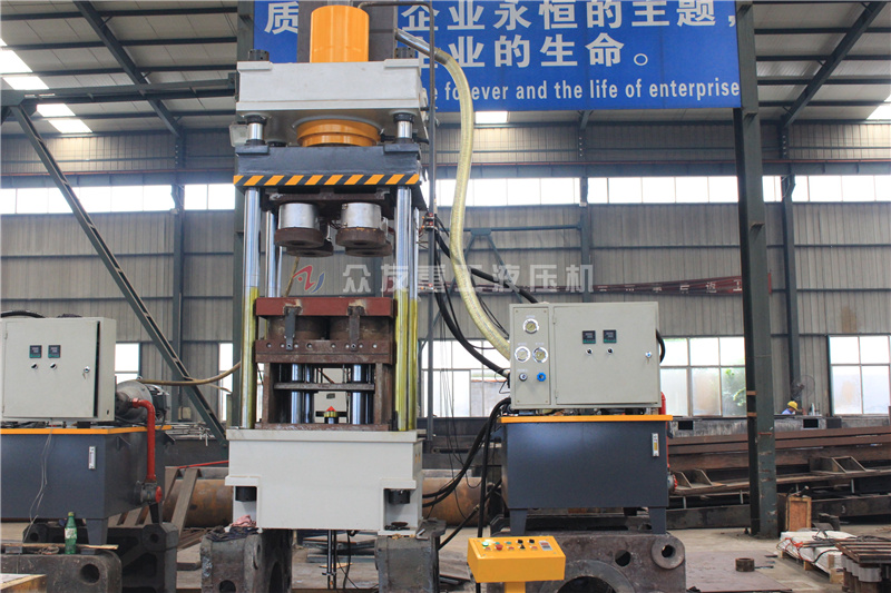 200噸(dun)帶加(jia)熱四柱液(ye)壓(ya)機 200T拉(la)伸(shen)成(cheng)型(xing)油(you)壓機